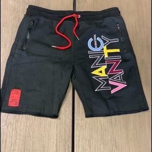 Men International Shorts